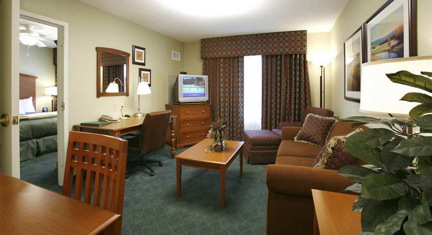 Hotel Homewood By Hilton Holyoke-springfield/north