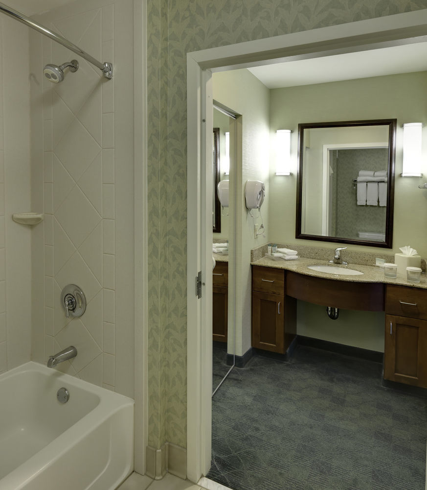 Hotel Homewood By Hilton Holyoke-springfield/north